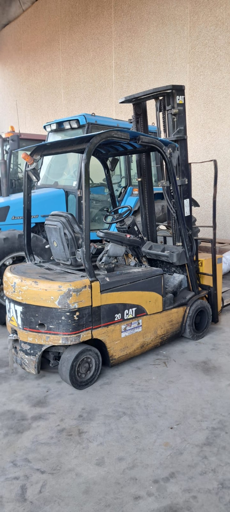 Muletto elettrico - CAT - EP20CN